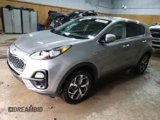 2021 Kia Sportage LX z VIN KNDPMCAC9M7864233, wystawiony jako Copart lot #54665235 z przebiegiem 88 636 mil mil oraz Nie do naprawy • Non repairable. Historia ofert i sprzedaży dostępna na DreamBid. Obrazek 1.