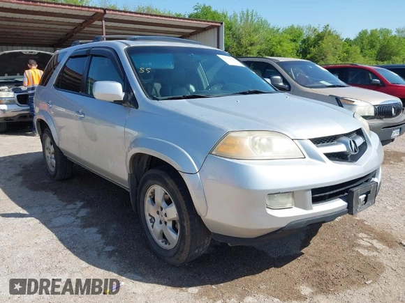 2005 Acura MDX with VIN 2HNYD18205H552503, listed as a IAAI auction lot 42004868 with 210,814 mi miles. Bid and sale history available at carsss.com. Image 1.