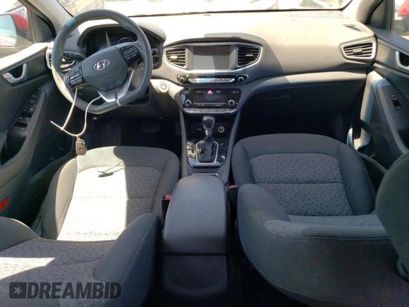 2019 Hyundai Ioniq Blue z VIN KMHC65LC2KU179938, wystawiony jako Copart lot #61959803 z przebiegiem 104 843 mil mil oraz Tytuł czysty. Historia ofert i sprzedaży dostępna na DreamBid. Obrazek 8.