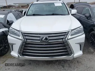 2018 Lexus LX 570 z VIN JTJHY7AX6J4265951, wystawiony jako IAAI lot #41919574 z przebiegiem 59 314 mil mil oraz . Historia ofert i sprzedaży dostępna na DreamBid. Obrazek 12.