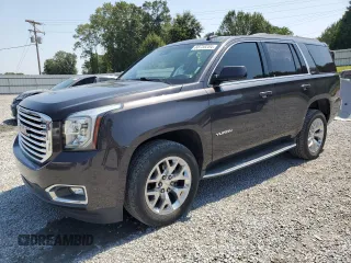 2017 GMC Yukon SLT with VIN 1GKS1BKC6HR294072, listed as a Copart auction lot 68730204 with 111,473 mi miles and Salvage Title. Bid and sale history available at carsss.com. Image 1.