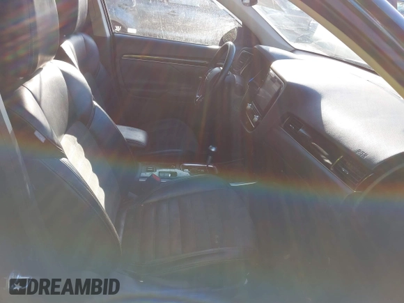 2020 Mitsubishi Outlander SE with VIN JA4AD3A39LZ004691, listed as a IAAI auction lot 41825043 with 93,508 mi miles and . Bid and sale history available at DreamBid. Image 5.