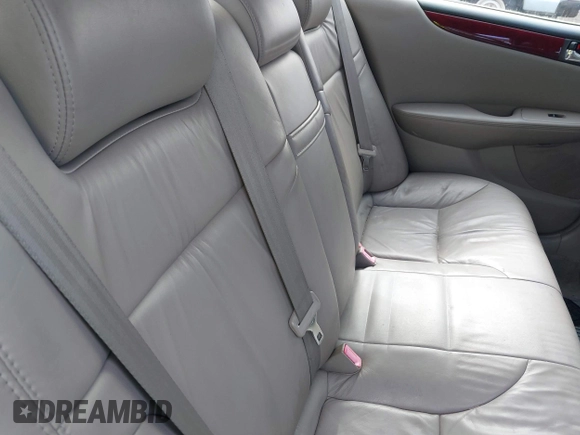 2004 Lexus ES 350 with VIN JTHBA30G440016727, listed as a IAAI auction lot 41748015 with 203,450 mi miles and . Bid and sale history available at DreamBid. Image 8.