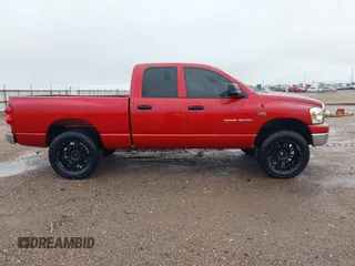 2007 Dodge 1500 Laramie с VIN 1D7HU182X7S102493, выставлен на аукционе IAAI как лот 42176765 с пробегом 178 529 миль миль и . История ставок и продаж доступна на DreamBid. Изображение 13.