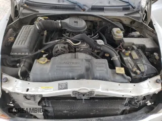 2003 Dodge Dakota SLT with VIN 1D7HL48X13S151334, listed as a Copart auction lot 82016764 with 216,281 mi miles and Salvage Title. Bid and sale history available at carsss.com. Image 13.