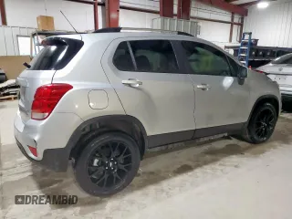 2022 Chevrolet Trax LT with VIN KL7CJPSM8NB557105, listed as a Copart auction lot 55352285 with 22,028 mi miles and Salvage title. Bid and sale history available at DreamBid. Image 3.