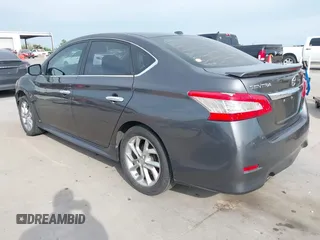 2014 Nissan Sentra SV z VIN 3N1AB7AP5EY226487, wystawiony jako IAAI lot #42053736 z przebiegiem 100 110 mil mil oraz . Historia ofert i sprzedaży dostępna na DreamBid. Obrazek 3.