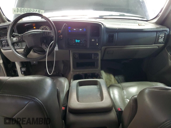 2005 Chevrolet Suburban LT with VIN 3GNEC16Z55G100887, listed as a Copart auction lot 81696084 with 159,091 mi miles and Salvage Title. Bid and sale history available at carsss.com. Image 8.