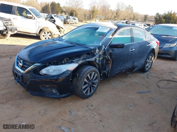 2017 Nissan Altima 2.5 SV with VIN 1N4AL3AP9HC238325, listed as a IAAI auction lot 41354910 with 187,009 mi miles. Bid and sale history available at carsss.com. Image 18.