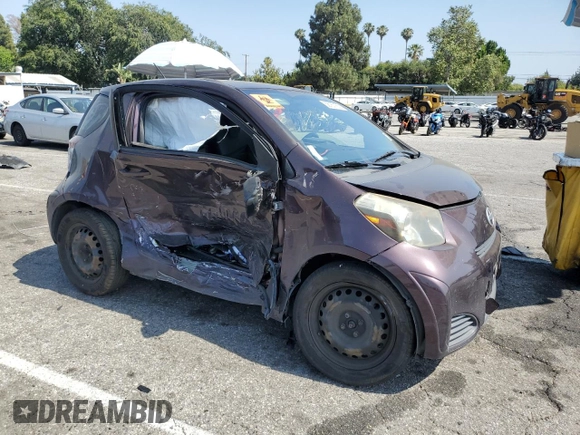2013 Scion iQ with VIN JTNJJXB05DJ022305, listed as a Copart auction lot 58787155 with 136,046 mi miles and Salvage title. Bid and sale history available at DreamBid. Image 4.