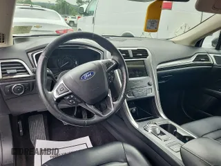 2020 Ford Fusion SEL with VIN 3FA6P0CD7LR197568, listed as a IAAI auction lot 42725343 with 111,304 mi miles and . Bid and sale history available at DreamBid. Image 31.