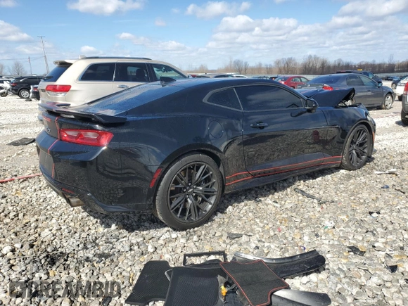 2018 Chevrolet Camaro ZL1 with VIN 1G1FK1R61J0152283, listed as a Copart auction lot 50151475 with 34,325 mi miles and Clean Title. Bid and sale history available at DreamBid. Image 3.