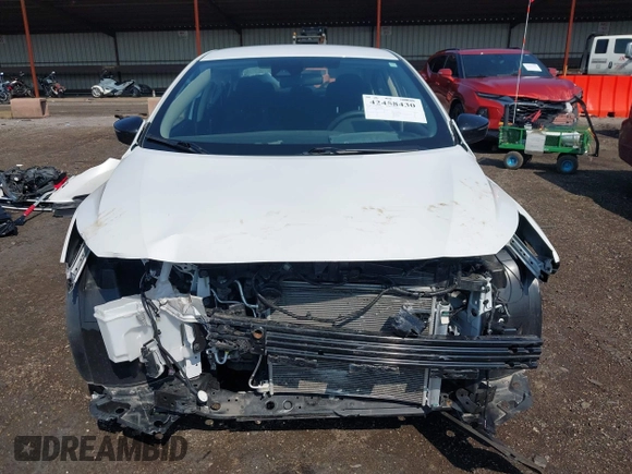 2023 Nissan Versa SR z VIN 3N1CN8FV4PL870186, wystawiony jako IAAI lot #42458430 z przebiegiem 22 mil mil oraz . Historia ofert i sprzedaży dostępna na DreamBid. Obrazek 13.