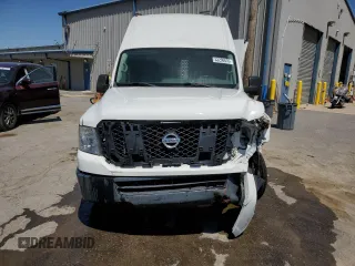2018 Nissan NV Cargo S z VIN 1N6BF0LY1JN803877, wystawiony jako Copart lot #53290635 z przebiegiem 90 670 mil mil oraz Szkody całkowita. Historia ofert i sprzedaży dostępna na DreamBid. Obrazek 5.
