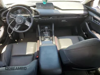 2022 Mazda 3 2.5 Turbo z VIN 3MZBPBAY7NM319420, wystawiony jako Copart lot #53494754 z przebiegiem 15 063 mil mil oraz Szkoda całkowita • Salvage title. Historia ofert i sprzedaży dostępna na DreamBid. Obrazek 8.