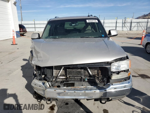 2005 GMC Yukon XL SLT with VIN 1GKFK16Z75J247036, listed as a Copart auction lot 46354735 with 298,509 mi miles and Salvage Title. Bid and sale history available at carsss.com. Image 5.