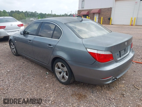 2008 BMW 5 Series 528i with VIN WBANU53548CT14787, listed as a IAAI auction lot 42122305 with 154,309 mi miles and . Bid and sale history available at carsss.com. Image 3.