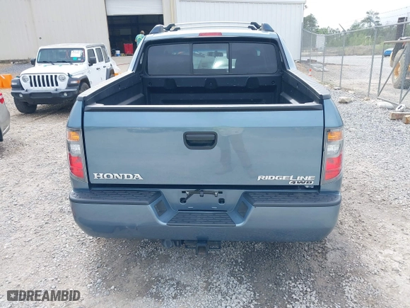 2008 Honda Ridgeline RT with VIN 2HJYK16258H523173, listed as a IAAI auction lot 41957325 with 95,782 mi miles. Bid and sale history available at carsss.com. Image 16.