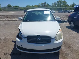 2009 Hyundai Accent Auto GLS with VIN KMHCN46C29U331834, listed as a IAAI auction lot 42027159 with 68,527 mi miles. Bid and sale history available at carsss.com. Image 12.