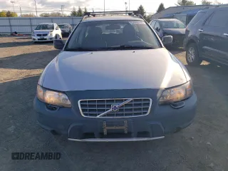 2001 Volvo V70 with VIN YV1SZ58D711042982, listed as a Copart auction lot 52968455 with 251,641 mi miles and Clean Title. Bid and sale history available at carsss.com. Image 5.