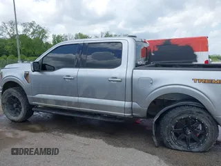 2023 Ford F-150 XL z VIN 1FTEW1E83PFB26367, wystawiony jako IAAI lot #42067676 z przebiegiem 32 068 mil mil oraz . Historia ofert i sprzedaży dostępna na DreamBid. Obrazek 14.