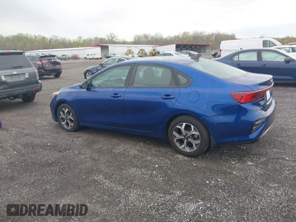 2019 Kia Forte LXS z VIN 3KPF24AD6KE041448, wystawiony jako IAAI lot #42035571 z przebiegiem 128 536 mil mil oraz . Historia ofert i sprzedaży dostępna na DreamBid. Obrazek 14.