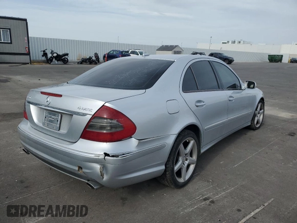 2009 Mercedes-Benz E 350 Luxury with VIN WDBUF87X69B392905, listed as a Copart auction lot 43645285 with Not Provided miles and Salvage Title. Bid and sale history available at DreamBid. Image 3.