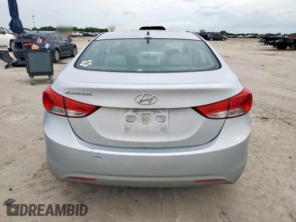 2013 Hyundai Elantra Limited z VIN 5NPDH4AE1DH223202, wystawiony jako Copart lot #58265295 z przebiegiem 103 466 mil mil oraz Szkoda całkowita • Salvage title. Historia ofert i sprzedaży dostępna na DreamBid. Obrazek 6.
