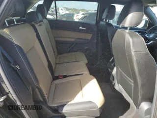 2023 Volkswagen Atlas SE z VIN 1V2WE2CA8PC214978, wystawiony jako Copart lot #77003984 z przebiegiem 6 926 mil mil oraz Nie do naprawy • Non repairable. Historia ofert i sprzedaży dostępna na DreamBid. Obrazek 10.