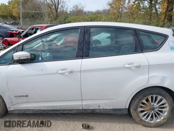 2018 Ford C-Max SE with VIN 1FADP5AU9JL101345, listed as a IAAI auction lot 40675761 with 96,842 mi miles and . Bid and sale history available at DreamBid. Image 14.