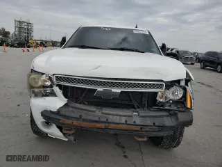 2012 Chevrolet Suburban LT with VIN 1GNSCJE08CR251841, listed as a Copart auction lot 83227314 with 0 mi miles and Salvage Title. Bid and sale history available at carsss.com. Image 5.