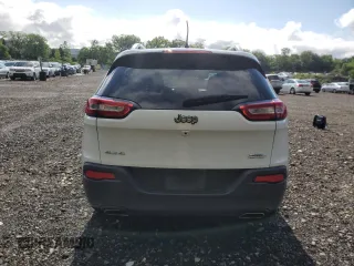 2017 Jeep Cherokee Latitude with VIN 1C4PJMCS8HW659923, listed as a Copart auction lot 64478185 with 118,169 mi miles and Salvage title. Bid and sale history available at DreamBid. Image 6.