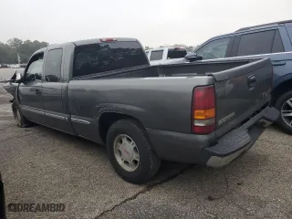 2002 GMC Sierra 1500 SLE with VIN 2GTEC19V721333241, listed as a Copart auction lot 86491514 with 0 mi miles and Salvage Title. Bid and sale history available at carsss.com. Image 2.