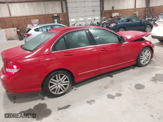 2009 Mercedes-Benz C-Class 3.0L Sport with VIN WDDGF54X49R077132, listed as a IAAI auction lot 41920266 with 85,558 mi miles. Bid and sale history available at carsss.com. Image 4.