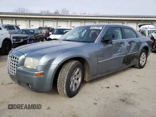 2006 Chrysler 300 Touring with VIN 2C3KA53G76H498802, listed as a Copart auction lot 89347395 with 185,070 mi miles and Salvage Title. Bid and sale history available at carsss.com. Image 1.