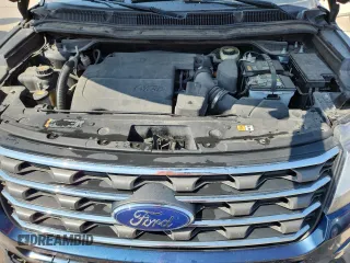 2017 Ford Explorer с VIN 1FM5K8B81HGC14883, выставлен на аукционе Copart как лот 64258225 с пробегом 278 527 миль миль и На запчасти • Non repairable. История ставок и продаж доступна на DreamBid. Изображение 12.