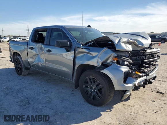 2024 Chevrolet Silverado 1500 Custom with VIN 1GCPABEK2RZ102085, listed as a Copart auction lot 87700835 with 31,311 mi miles and Salvage Title. Bid and sale history available at DreamBid. Image 4.