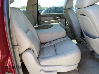 2010 GMC Yukon XL z VIN 1GKUKKE38AR271139, wystawiony jako Copart lot #51076945 z przebiegiem 206 046 mil mil oraz Szkoda całkowita • Salvage title. Historia ofert i sprzedaży dostępna na DreamBid. Obrazek 11.