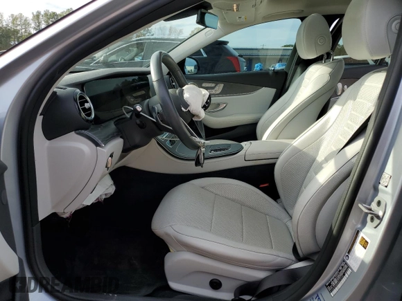 2022 Mercedes-Benz E-Class E 350 with VIN W1KZF8DB8NB075739, listed as a Copart auction lot 84028124 with 23,405 mi miles and Salvage Title. Bid and sale history available at carsss.com. Image 7.
