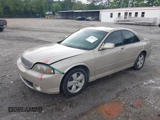 2006 Lincoln LS Sport z VIN 1LNFM87A76Y630728, wystawiony jako IAAI lot #42083721 z przebiegiem Nie podano mil oraz . Historia ofert i sprzedaży dostępna na DreamBid. Obrazek 2.