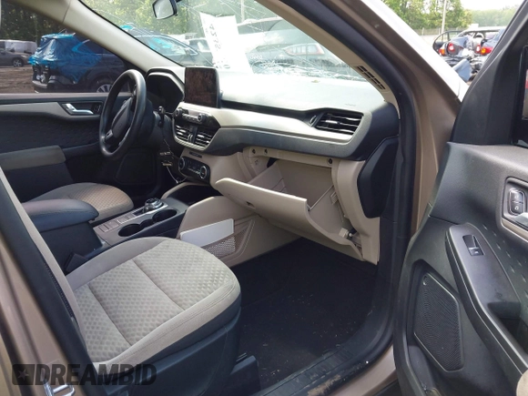 2020 Ford Escape SE с VIN 1FMCU9G67LUA94600, выставлен на аукционе IAAI как лот 42352070 с пробегом 8 миль миль и . История ставок и продаж доступна на DreamBid. Изображение 5.