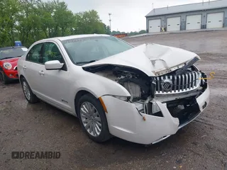 2010 Mercury Milan Hybrid with VIN 3MEDM0L35AR612321, listed as a IAAI auction lot 42297872 with 205,182 mi miles and . Bid and sale history available at DreamBid. Image 1.