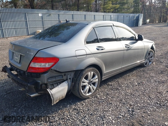 2009 Mercedes-Benz C-Class 3.0L Sport with VIN WDDGF81X49R063771, listed as a IAAI auction lot 41663364 with 166,377 mi miles. Bid and sale history available at carsss.com. Image 4.