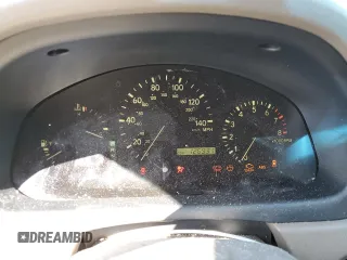 2000 Lexus RX 300 with VIN JT6HF10U8Y0144103, listed as a Copart auction lot 52960025 with 126,931 mi miles and Clean Title. Bid and sale history available at DreamBid. Image 9.