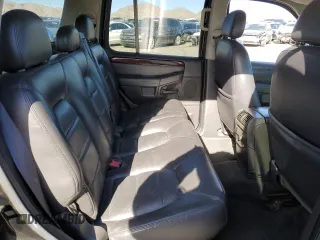 2003 Ford Explorer Limited z VIN 1FMZU75K13ZA06027, wystawiony jako Copart lot #81555664 z przebiegiem 192 382 mil mil oraz Szkoda całkowita • Salvage title. Historia ofert i sprzedaży dostępna na DreamBid. Obrazek 12.