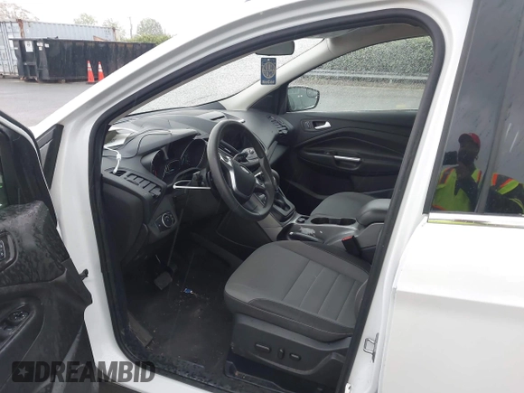 2016 Ford Escape SE with VIN 1FMCU0GX4GUC23998, listed as a IAAI auction lot 41917522 with 96,491 mi miles and . Bid and sale history available at carsss.com. Image 5.