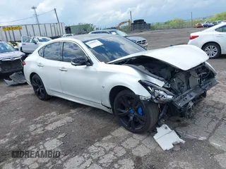 2018 Infiniti Q70 Luxe z VIN JN1BY1AR4JM220503, wystawiony jako IAAI lot #42208973 z przebiegiem 70 720 mil mil oraz . Historia ofert i sprzedaży dostępna na DreamBid. Obrazek 1.