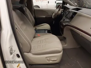 2011 Toyota Sienna XLE with VIN 5TDDK3DC0BS005250, listed as a IAAI auction lot 41526861 with 145,466 mi miles. Bid and sale history available at carsss.com. Image 5.