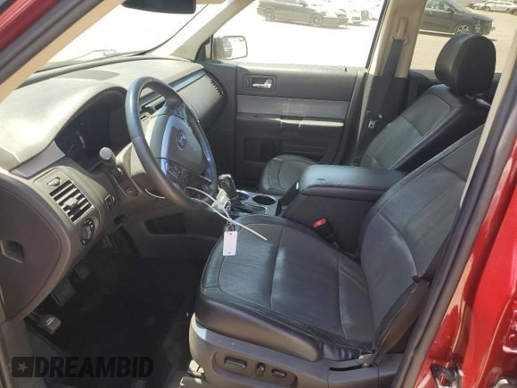 2014 Ford Flex SEL z VIN 2FMGK5C86EBD45249, wystawiony jako Copart lot #56516635 z przebiegiem 129 557 mil mil oraz Szkody całkowita. Historia ofert i sprzedaży dostępna na DreamBid. Obrazek 7.