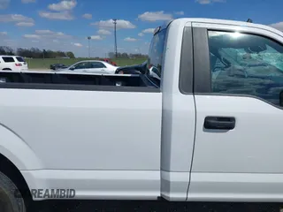 2020 Ford F-150 XL with VIN 1FTMF1CP3LKE03557, listed as a IAAI auction lot 42017506 with 22,442 mi miles and . Bid and sale history available at DreamBid. Image 8.